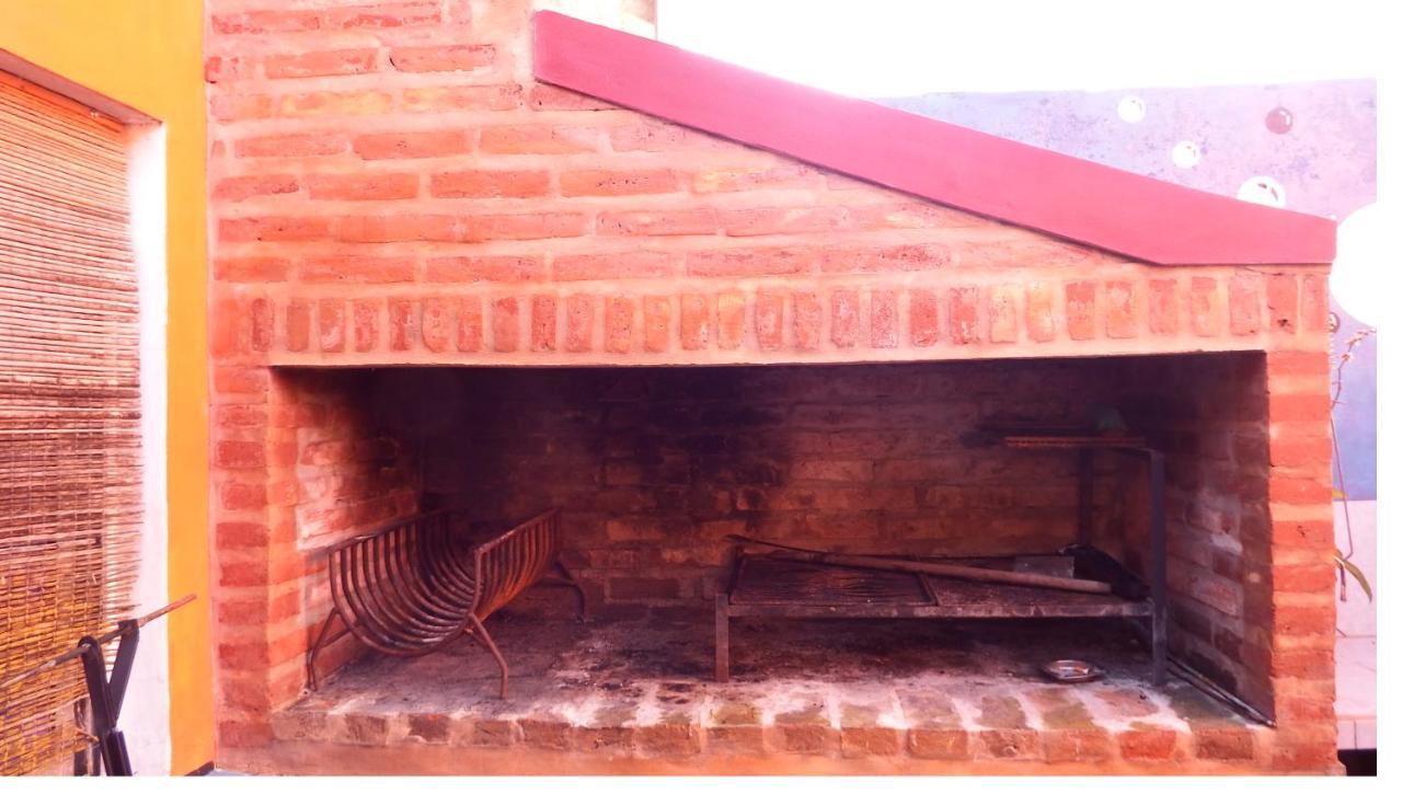 Hostel De Pichincha Gualeguaychu Exterior photo
