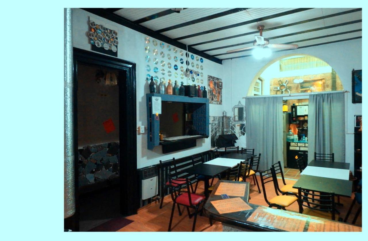 Hostel De Pichincha Gualeguaychu Exterior photo